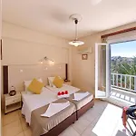 Francoise 2* Galissas
