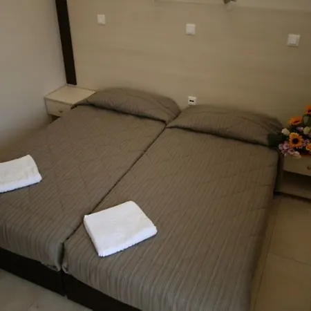 Hotel Francoise 2*