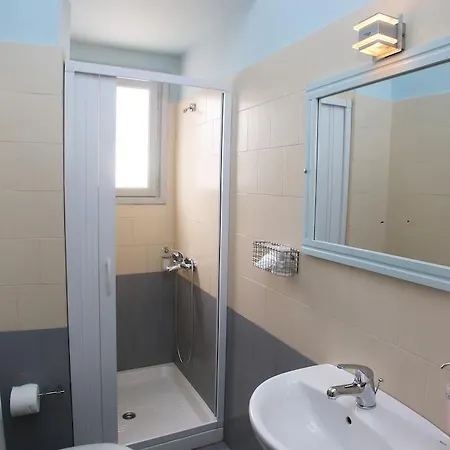 Hotel Francoise 2*